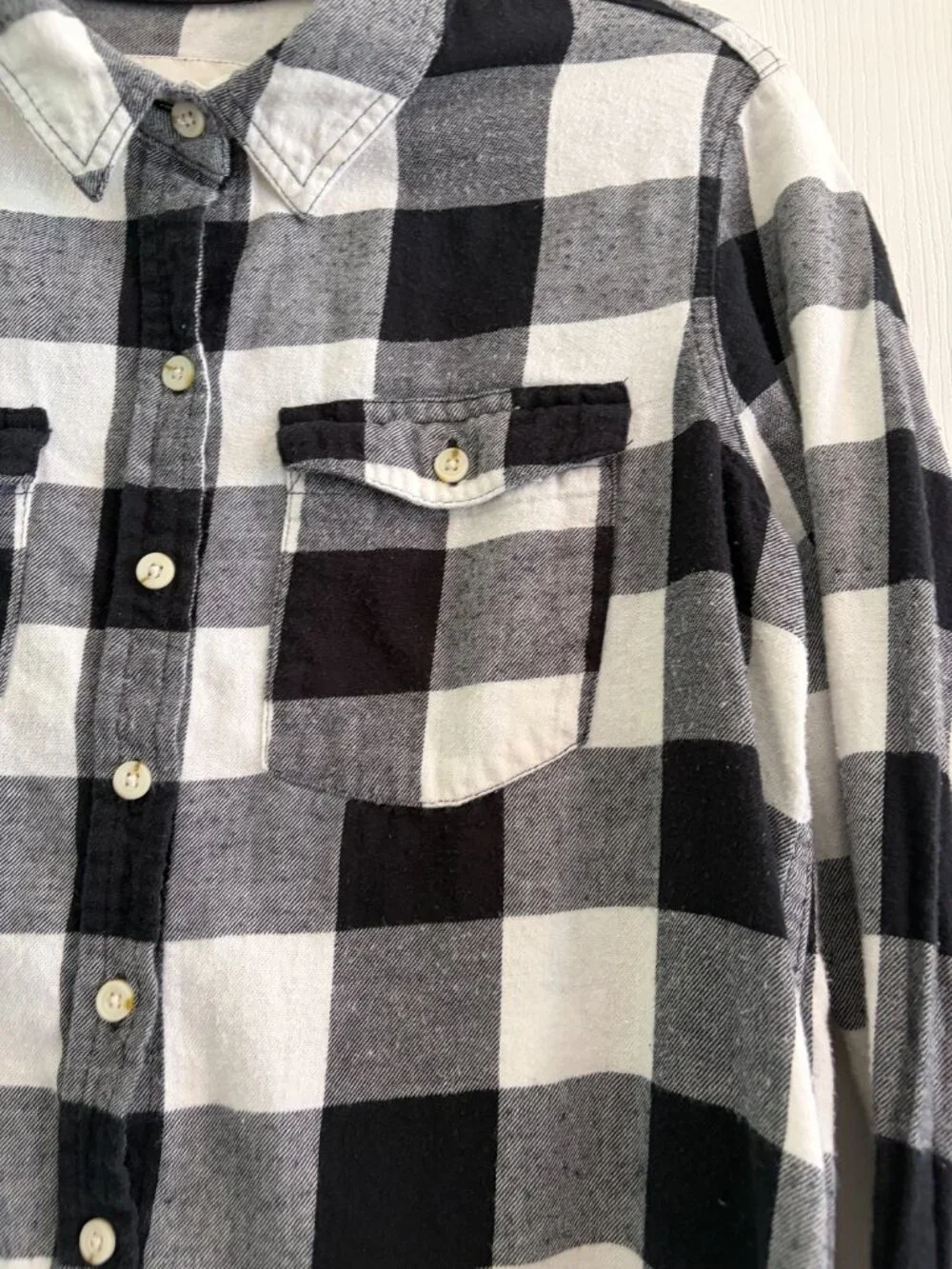 Mossimo Large Flannel Black and White Buffalo Check Shirt